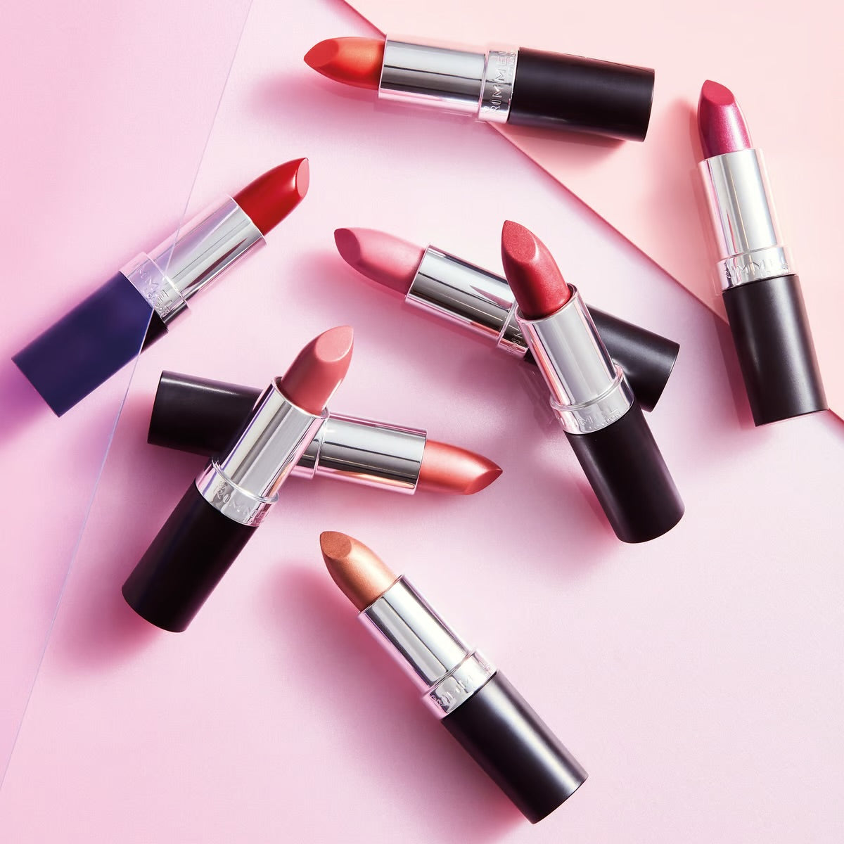 a. Lipstick Rimmel Lasting Finish