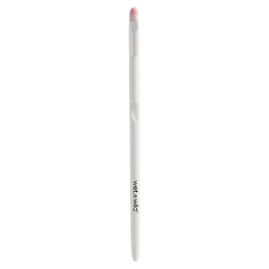 e. Πινέλο Wet n Wild Small Concealer Brush